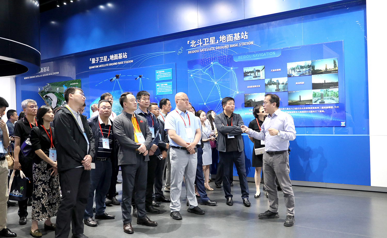 尊龙官方网站股份董事长秦东受邀参加“上市公司海南行”活动